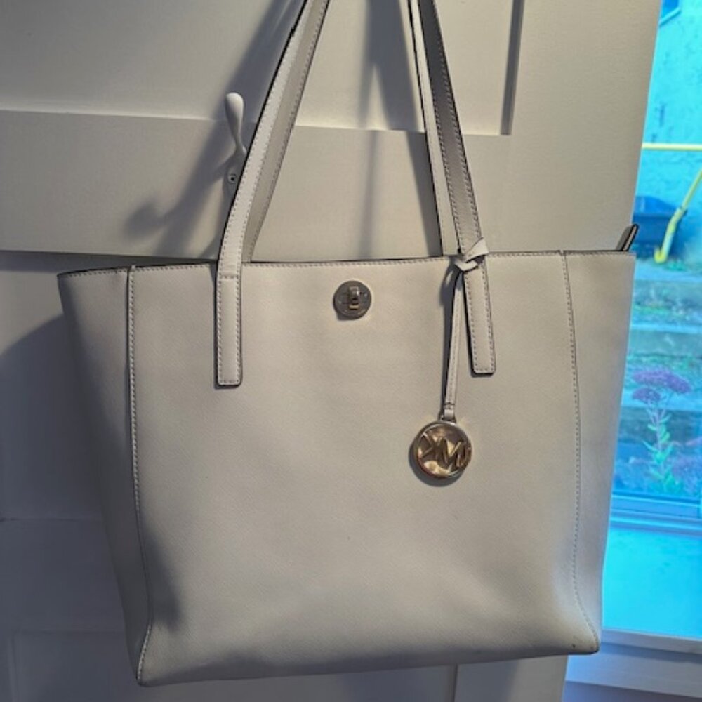 Michael Kors Rivington Large Saffiano White Leather Tote Bag - Fair Condition